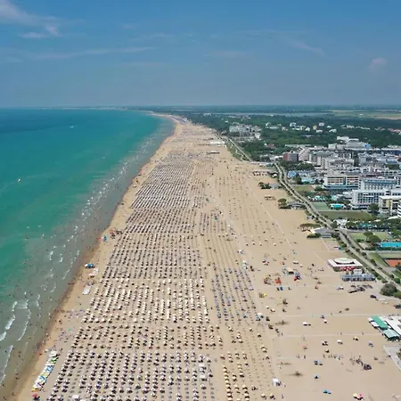 Great One Bedroom Close To The Sea Bibione