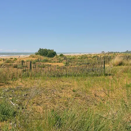 Apartment Great One Bedroom Close To The Sea