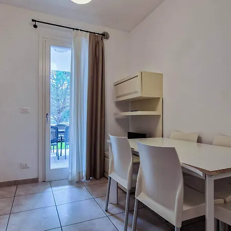 Apartament Relax By The Pool In Modern Flat Bibione